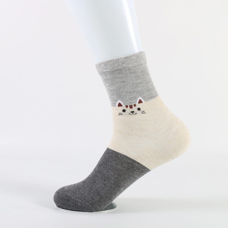 Moda Cartoon Cat Spun Silk Jacquard Super Soft Lady Socks