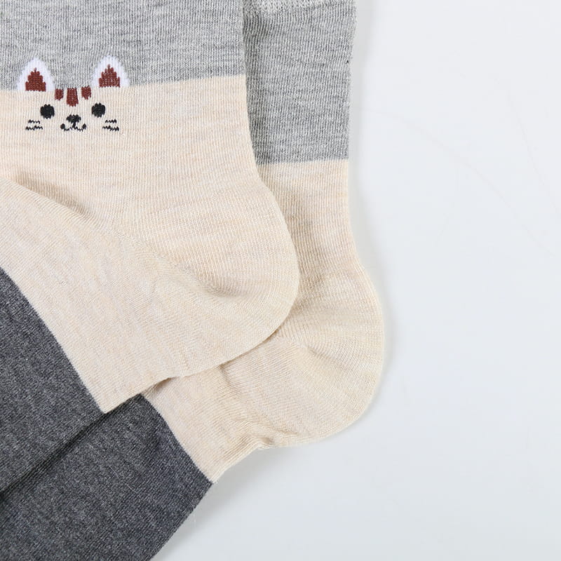 Moda Cartoon Cat Spun Silk Jacquard Super Soft Lady Socks